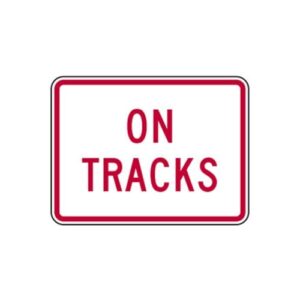 R8-3eP On Tracks Sign